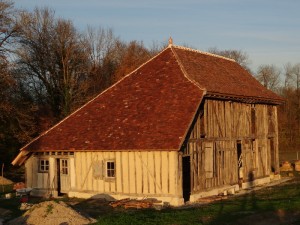 event_l-ermitage-de-la-petite-abbaye-une-maison-neuve-vieille-de-400-ans_13725